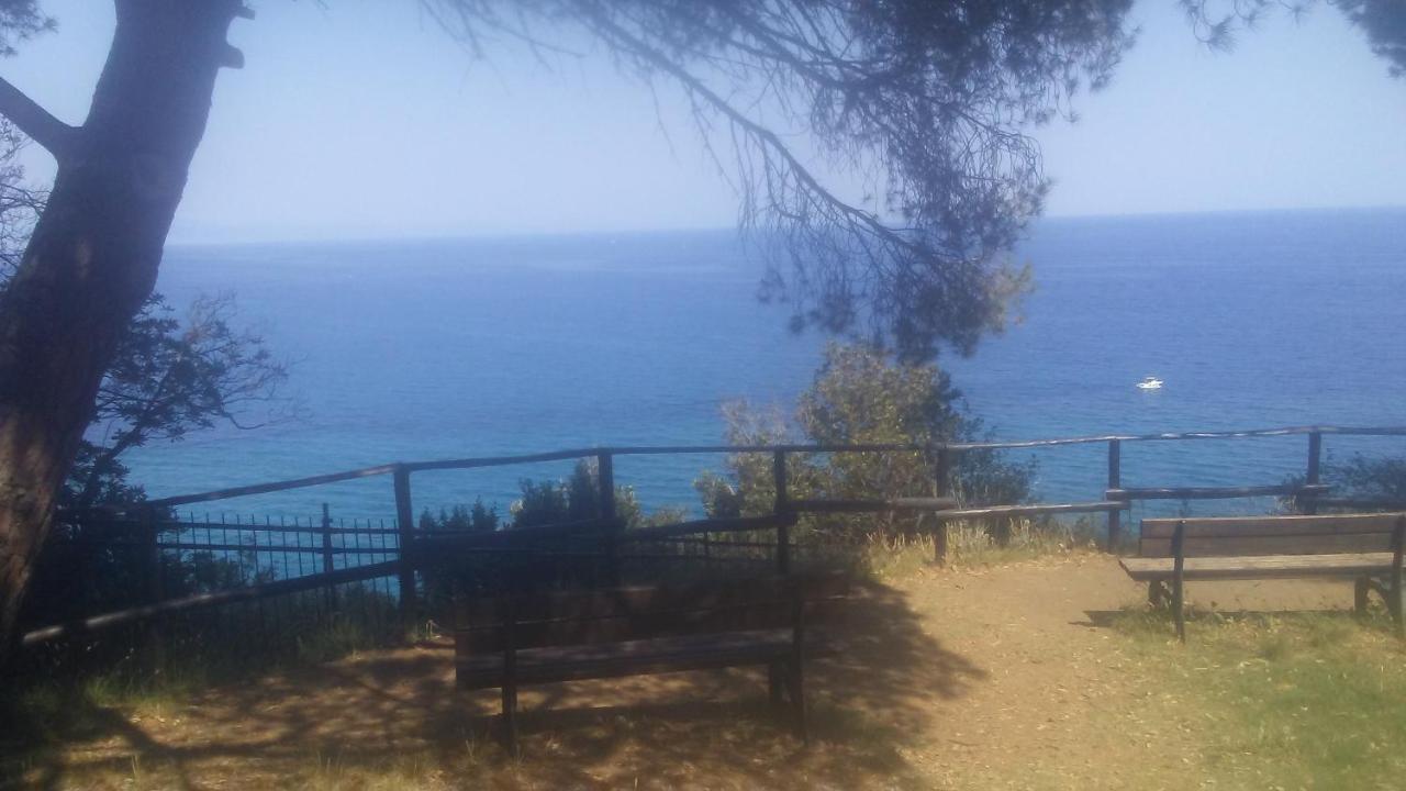 Il Capriolo Bed and Breakfast Celle Ligure Εξωτερικό φωτογραφία